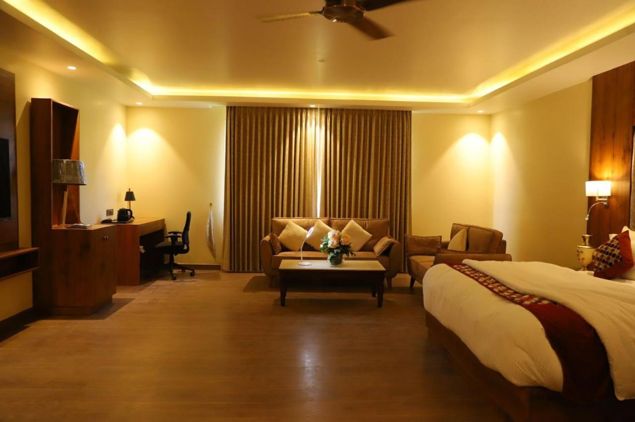 Haritma Resort Gurgaon Extérieur photo